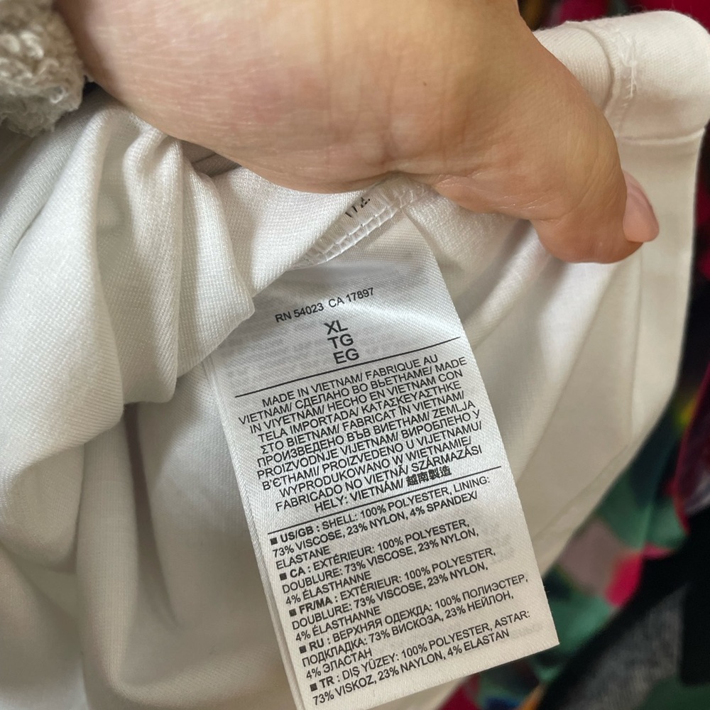 Banana Republic White Mesh Layered Short Sleeve Crewneck Blouse - Picture 3 of 16